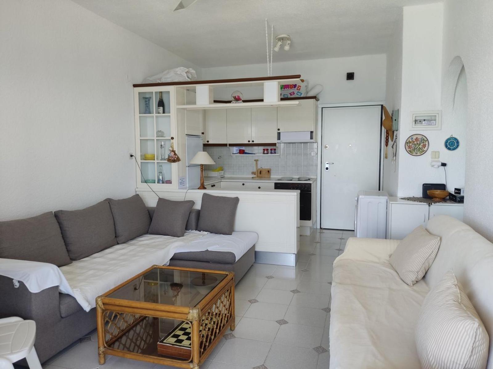 Seafront Apartment Пефкохори Екстериор снимка